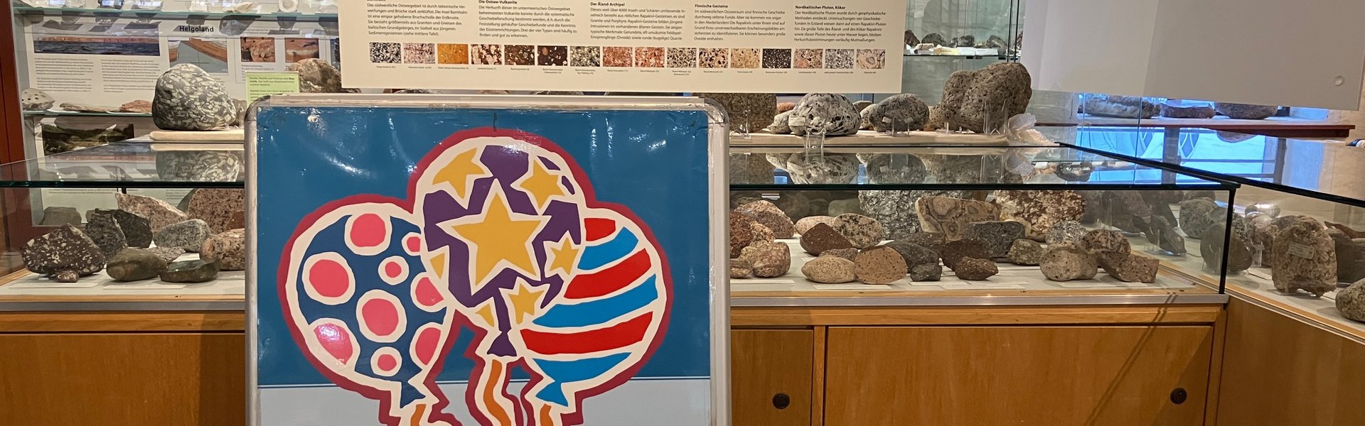 Geburtstags-Aufsteller im Eiszeit-Haus